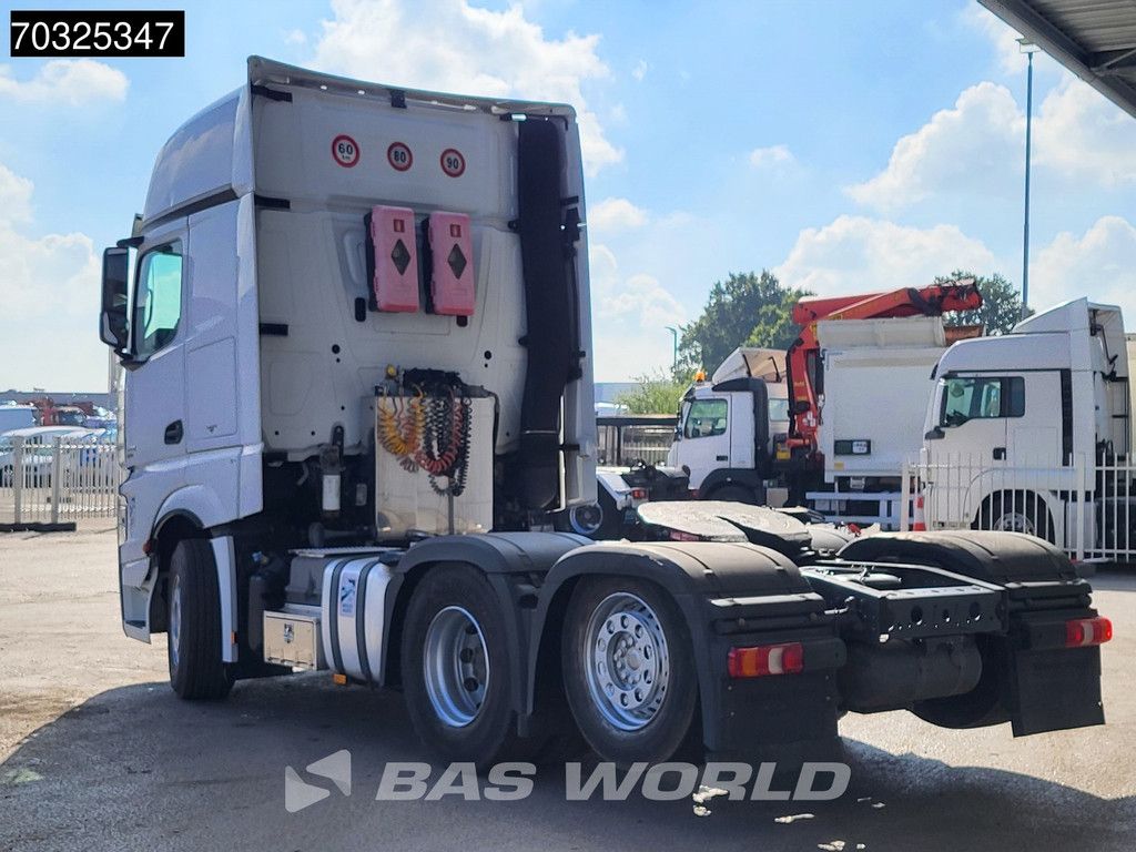 Mercedes Actros Actros 2551 6X2 GigaSpace Retarder 2x Tanks Standklima Hydraulik Liftachse