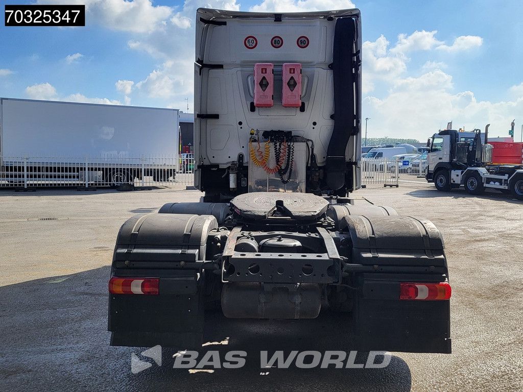 Mercedes Actros Actros 2551 6X2 GigaSpace Retarder 2x Tanks Standklima Hydraulik Liftachse
