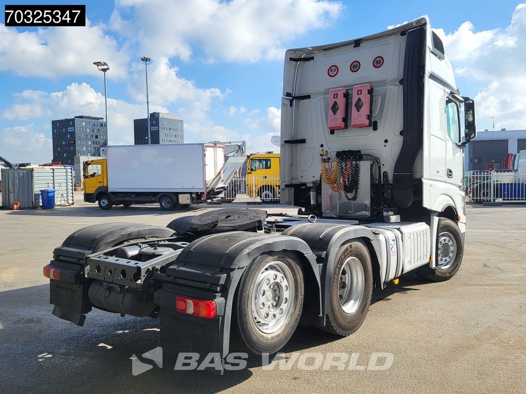 Mercedes Actros Actros 2551 6X2 GigaSpace Retarder 2x Tanks Standklima Hydraulik Liftachse