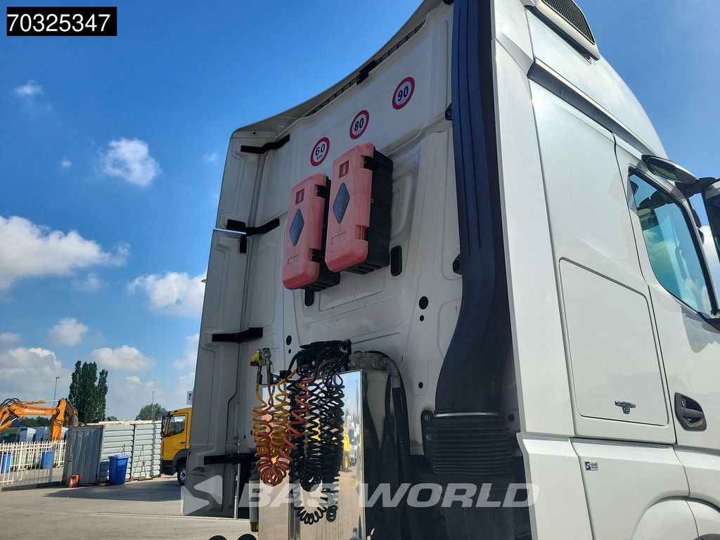 Mercedes Actros Actros 2551 6X2 GigaSpace Retarder 2x Tanks Standklima Hydraulik Liftachse