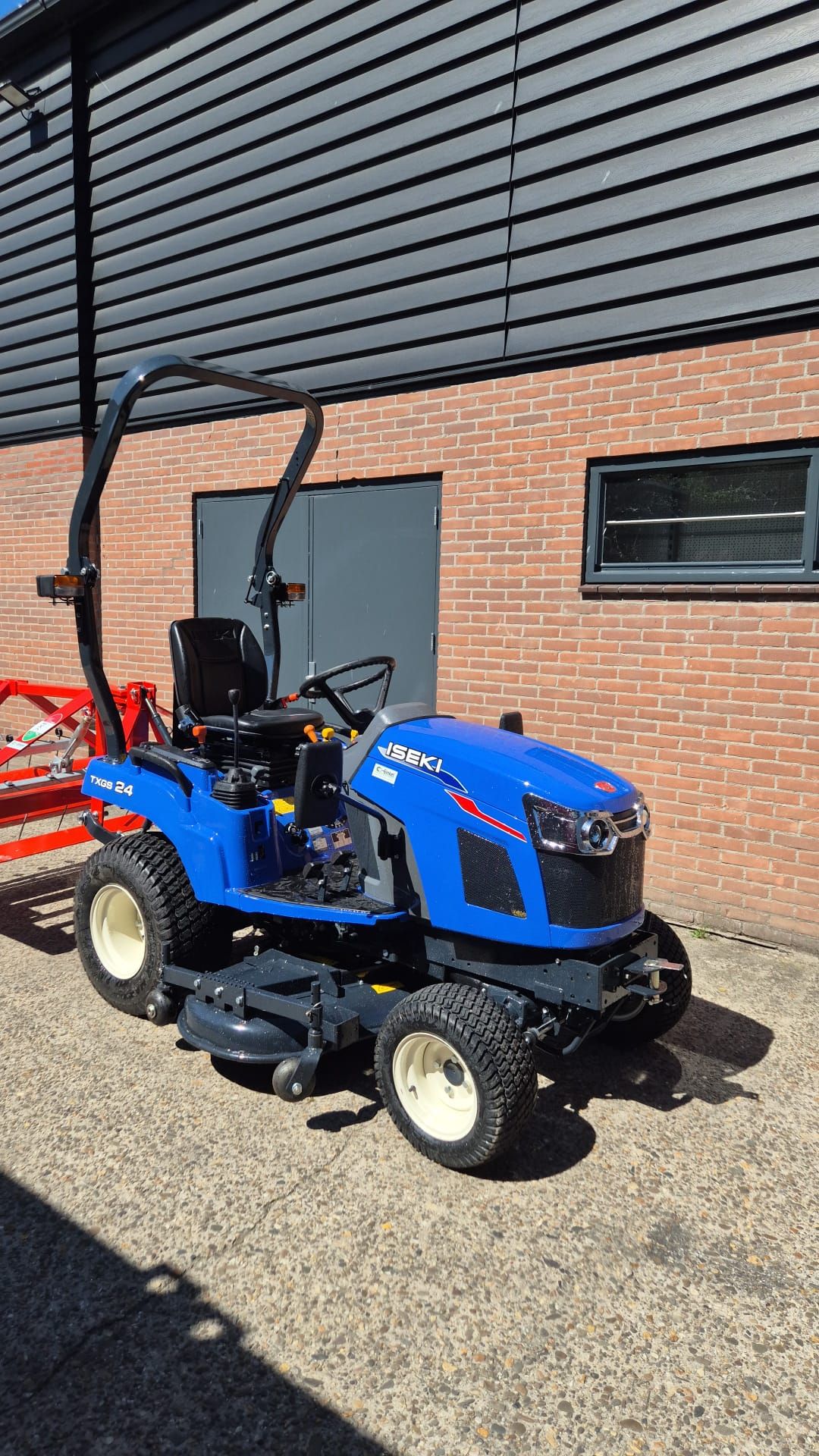 Nieuwe Iseki TXGS24 tractor