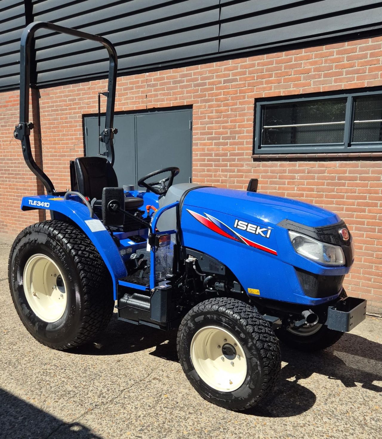 Nieuwe Iseki TLE3410 compacttractor