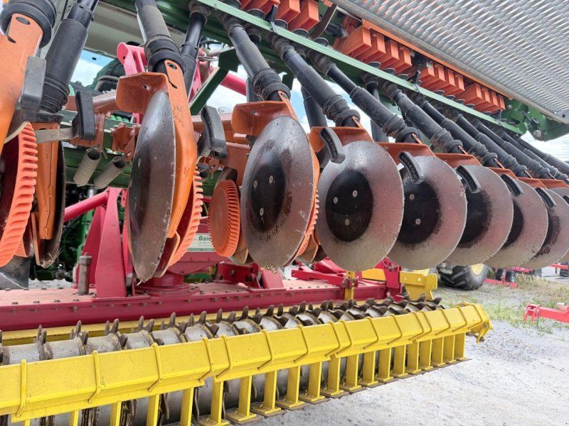 Amazone Pötttinger Lion 301 / D9 Super