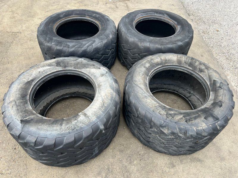 Vredestein 4 Flotation Pro 550/45 R22,5 Paketpreis