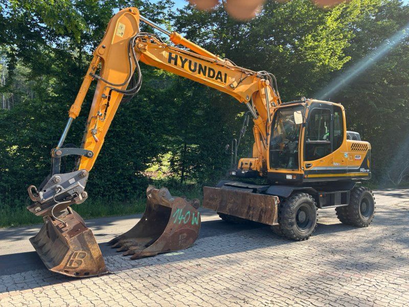 Hyundai R 140 W-9A