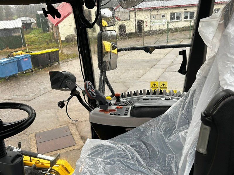 New Holland FR 850