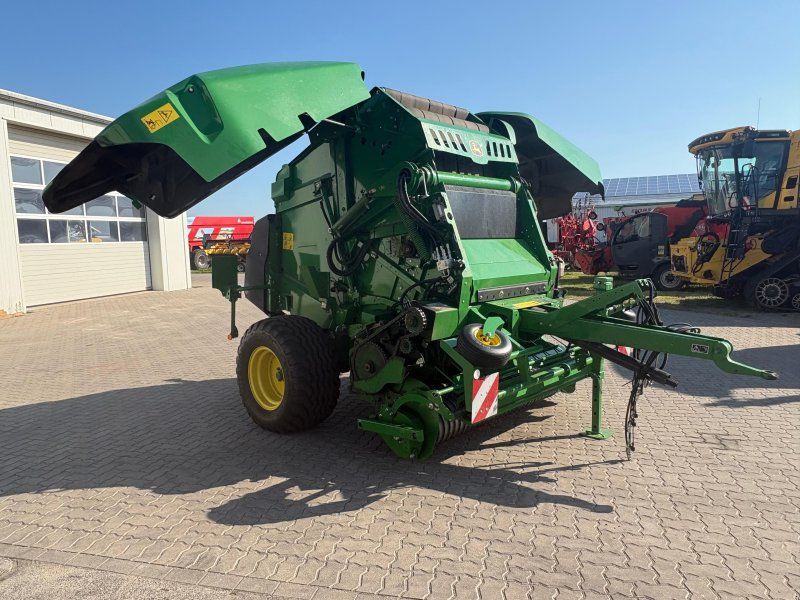 John Deere V 451 M