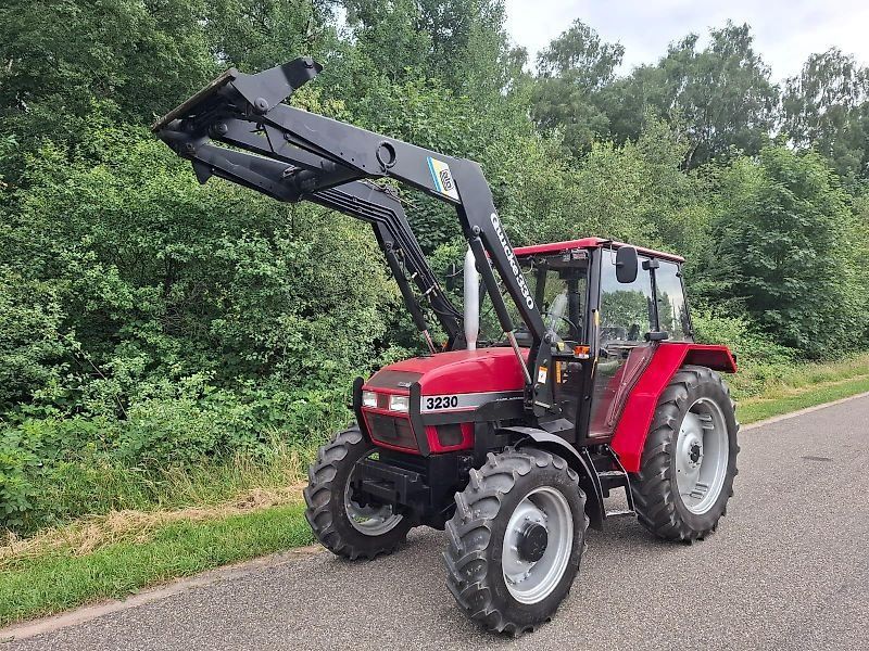 Case IH 3230
