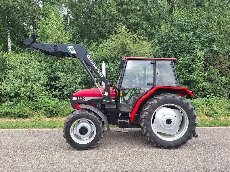 Case IH 3230