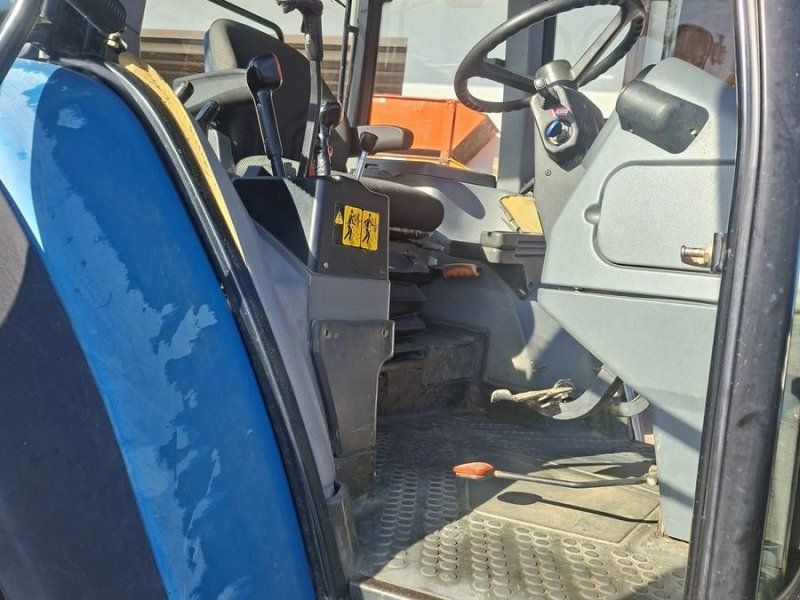New Holland 7740