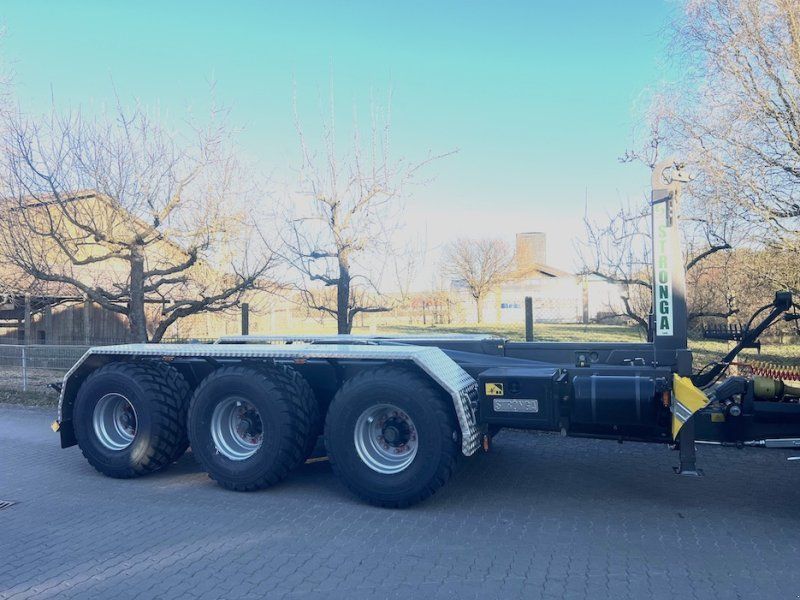 Stronga Loada HL250DT Hakenanhänger