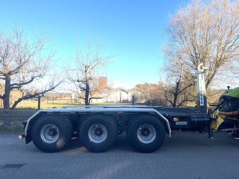 Stronga Loada HL250DT Hakenanhänger