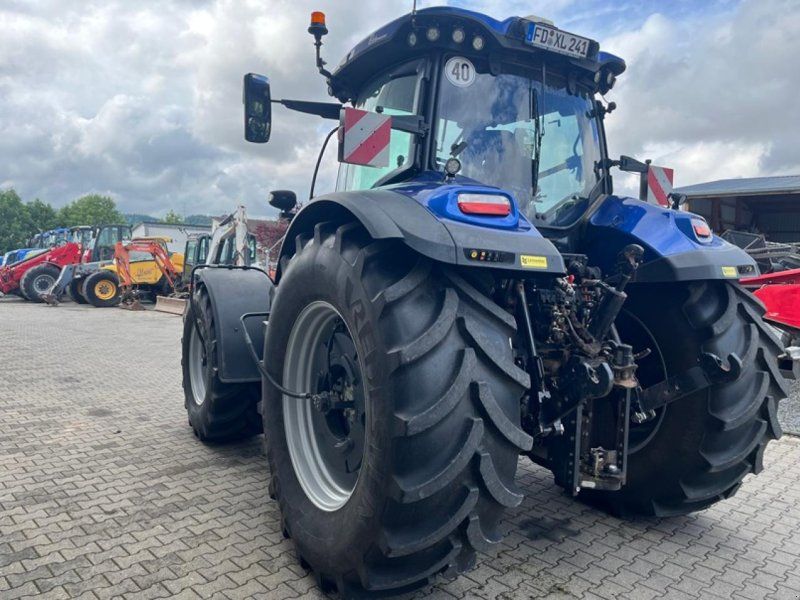 New Holland T 7.300 AC