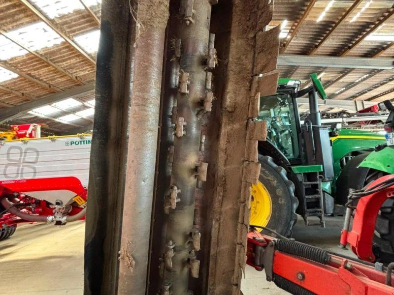 Kuhn TBE 230
