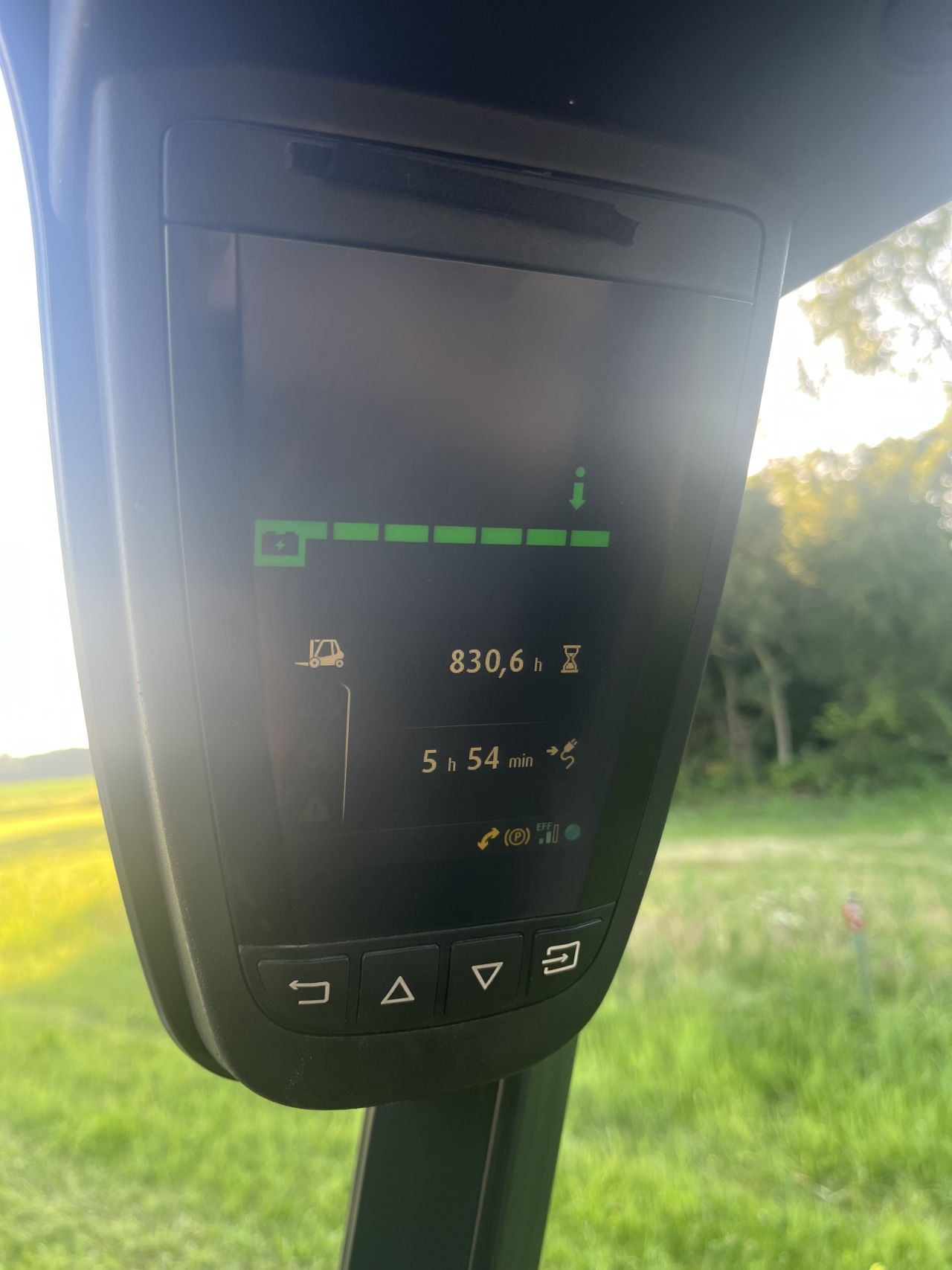 Linde E25 -01 elektrische heftruck triplo 830uur! 2020