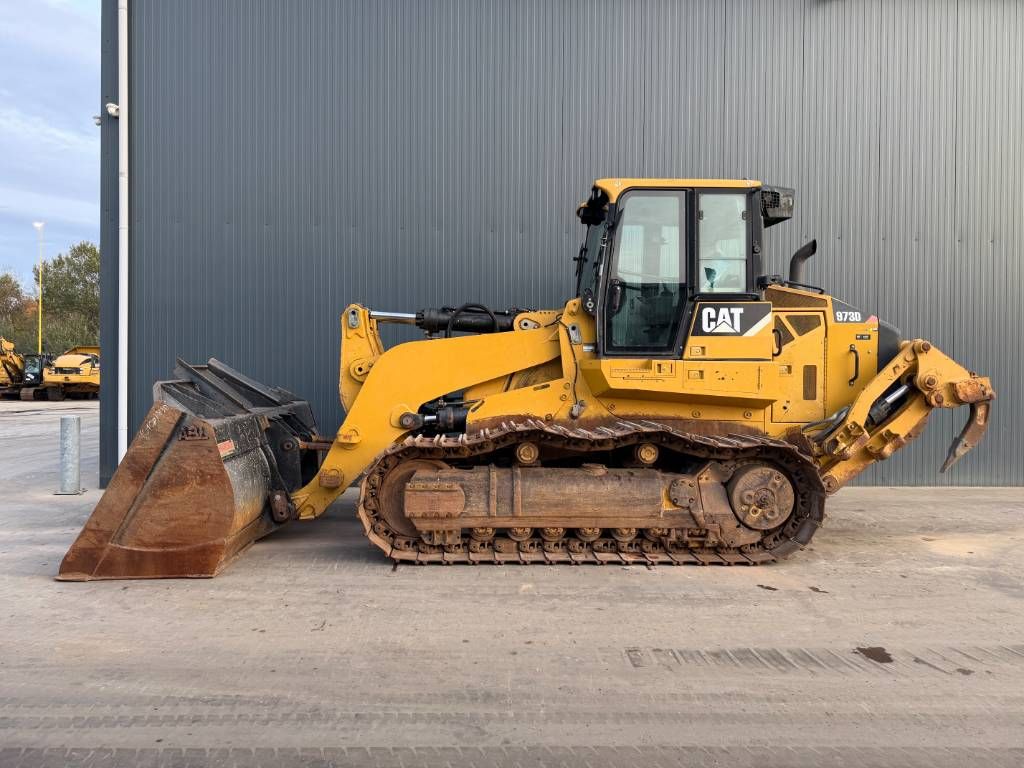 CAT 973D