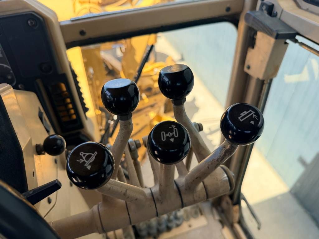 CAT 140H II - CE