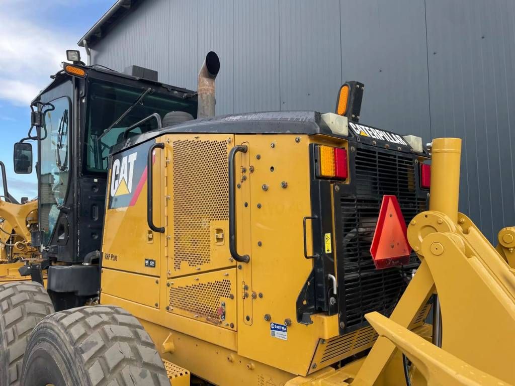 CAT 140M