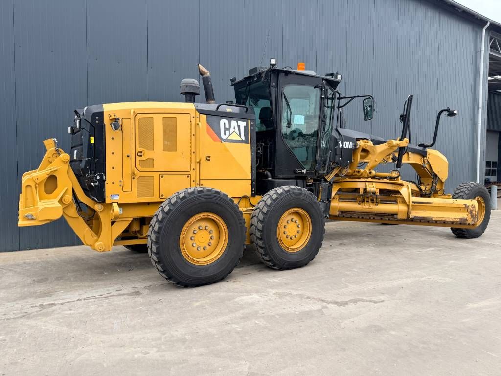 CAT 140M3