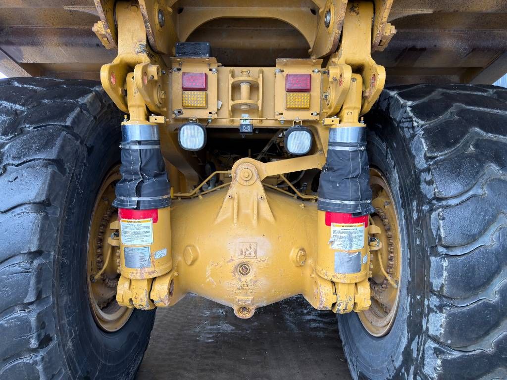 CAT 775E