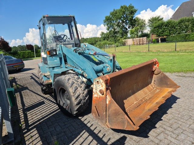 Fai Komatsu 556 shovel