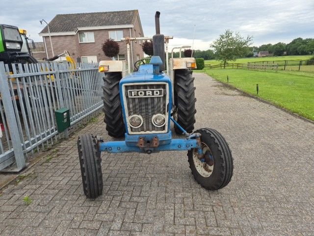 Ford 4600
