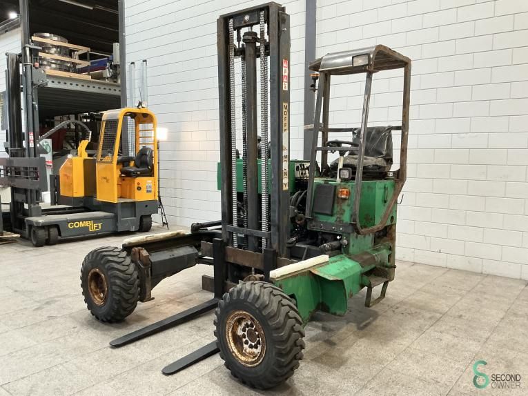 Gabelstapler Diesel Moffett M7 3003W 4W 2003