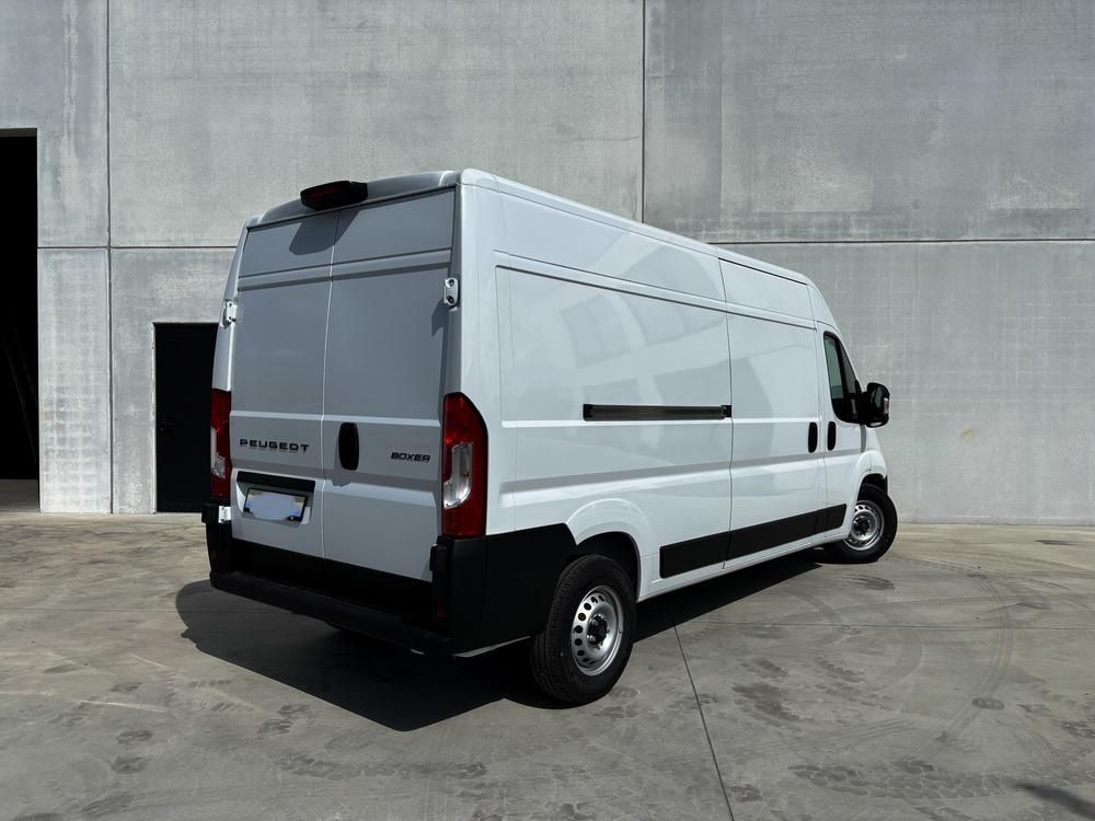 2026 Peugeot Boxer L3H2 Transporter