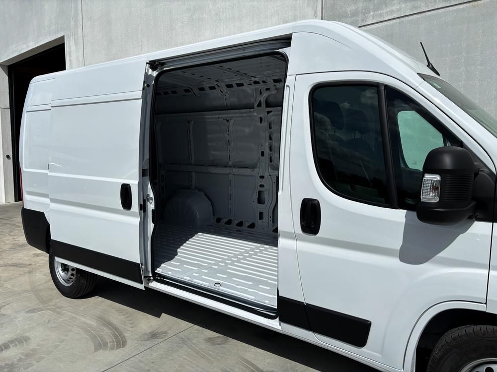 2026 Peugeot Boxer L3H2 Transporter