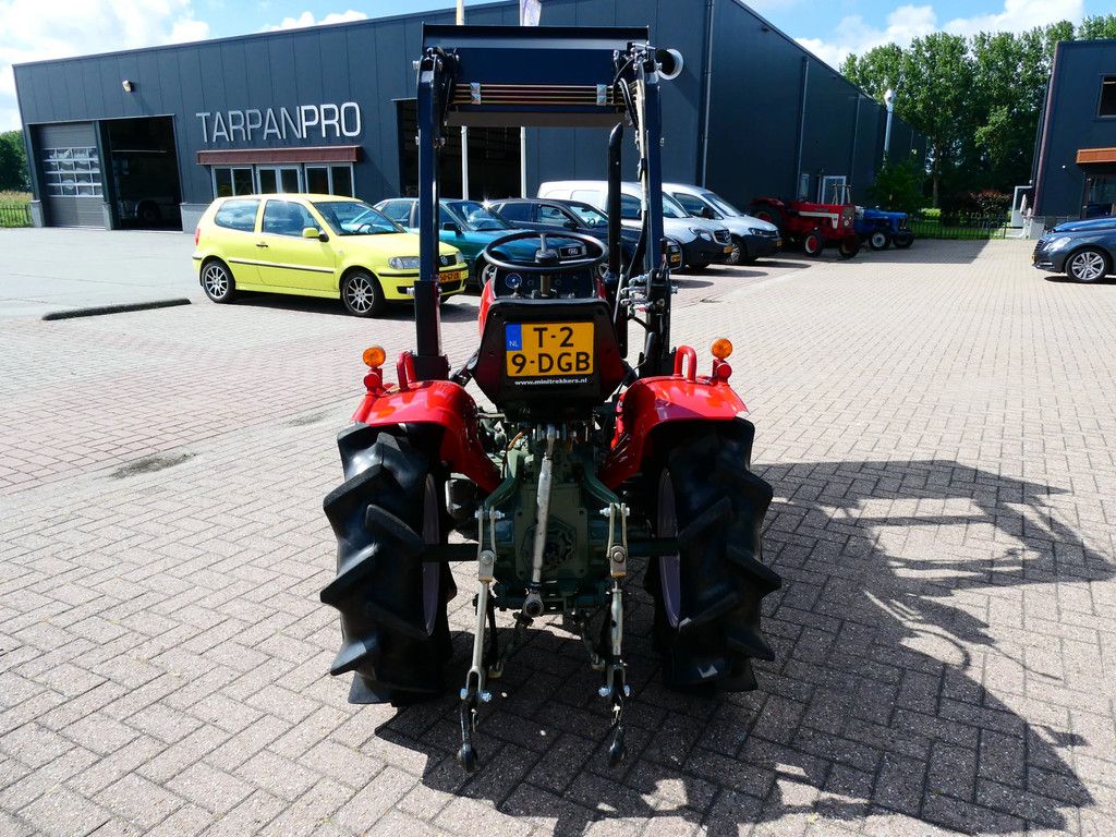 Yanmar YM1401 4wd / 421 Draaiuren / Voorlader