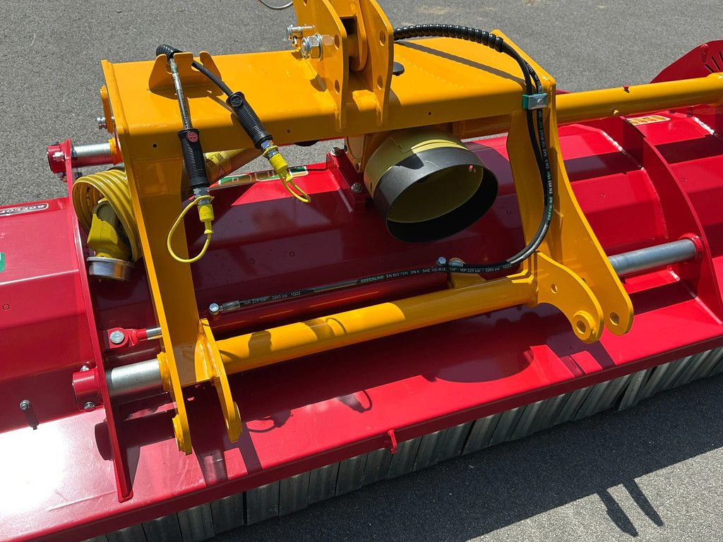 INO Dominator 280