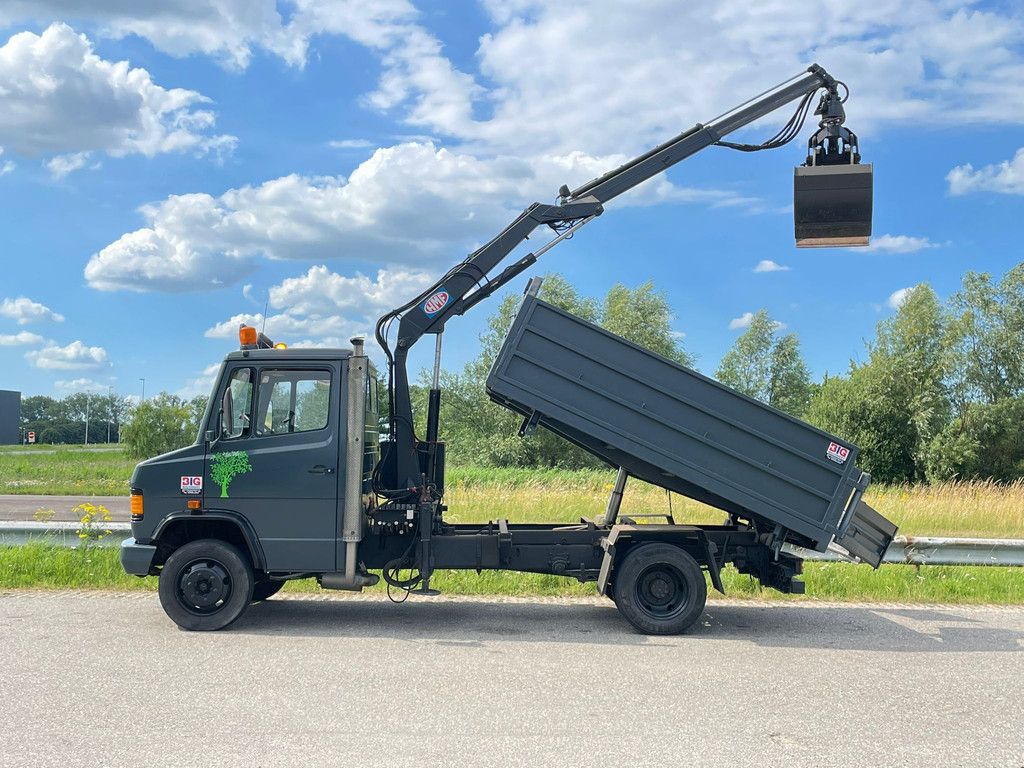 MercedesBenz 4x2 809D