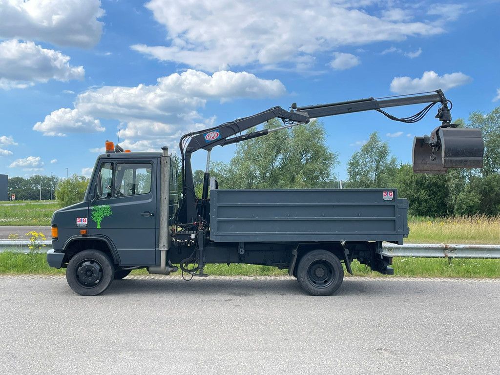 MercedesBenz 4x2 809D