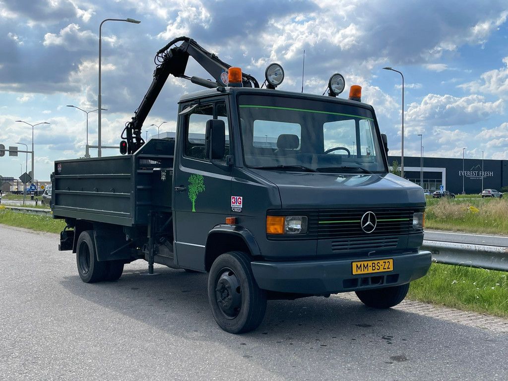 MercedesBenz 4x2 809D