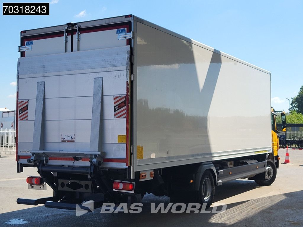 Mercedes Atego Atego 1524 4X2 16tonner Thermo King T-1200R 1500kg Zepro Ladebordwand Euro 6