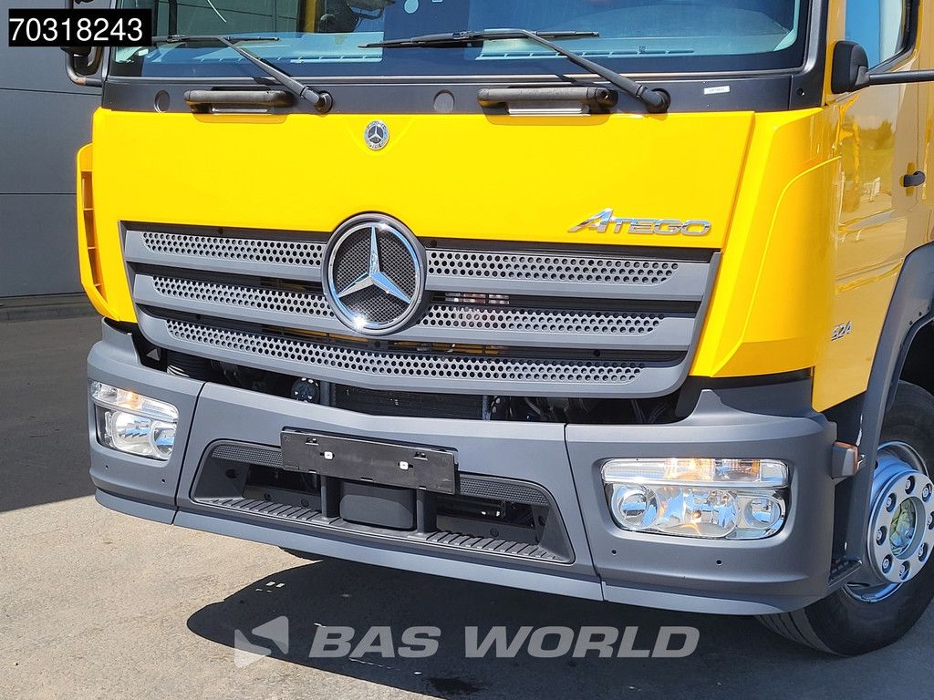 Mercedes Atego Atego 1524 4X2 16tonner Thermo King T-1200R 1500kg Zepro Ladebordwand Euro 6