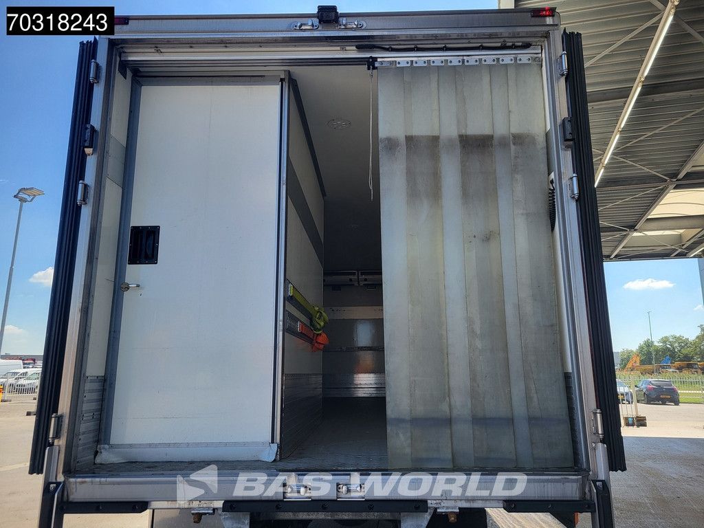 Mercedes Atego Atego 1524 4X2 16tonner Thermo King T-1200R 1500kg Zepro Ladebordwand Euro 6