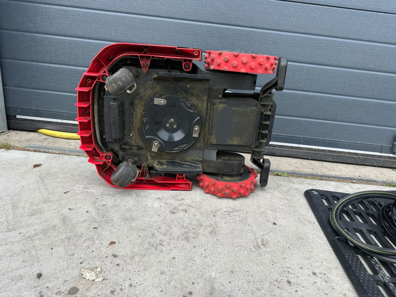 Kress RTK GPS Robotmaaier voor 5.000m² KR174E