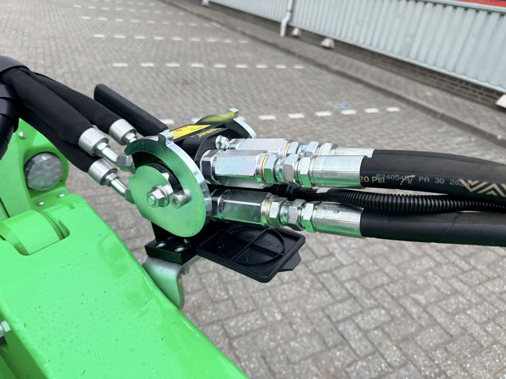 Avant Bosmulcher