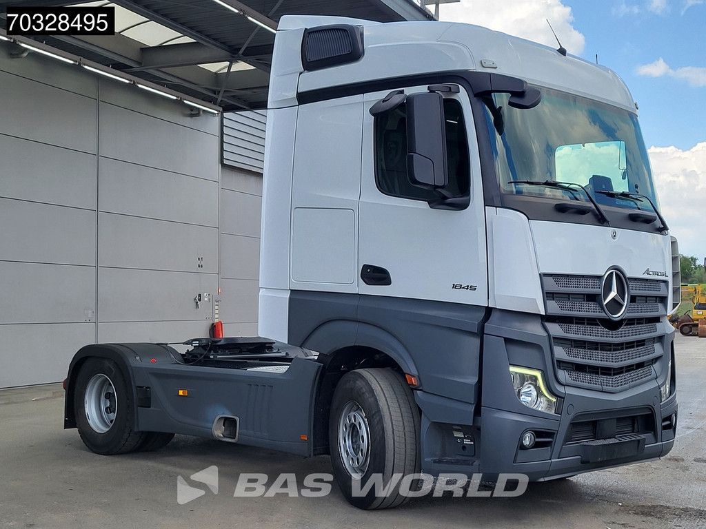 Mercedes Actros 1845 4X2 Retarder Standklima ACC Navi