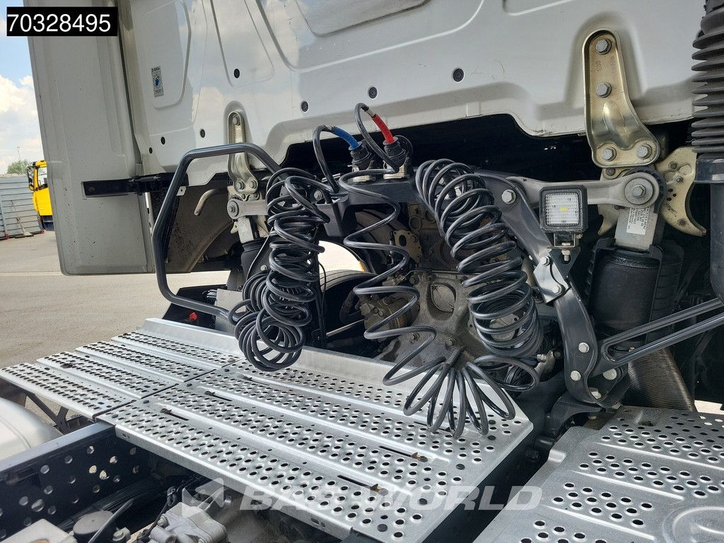 Mercedes Actros 1845 4X2 Retarder Standklima ACC Navi