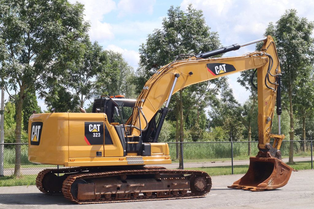 Caterpillar 323 07A | QUICK COUPLER | BUCKET