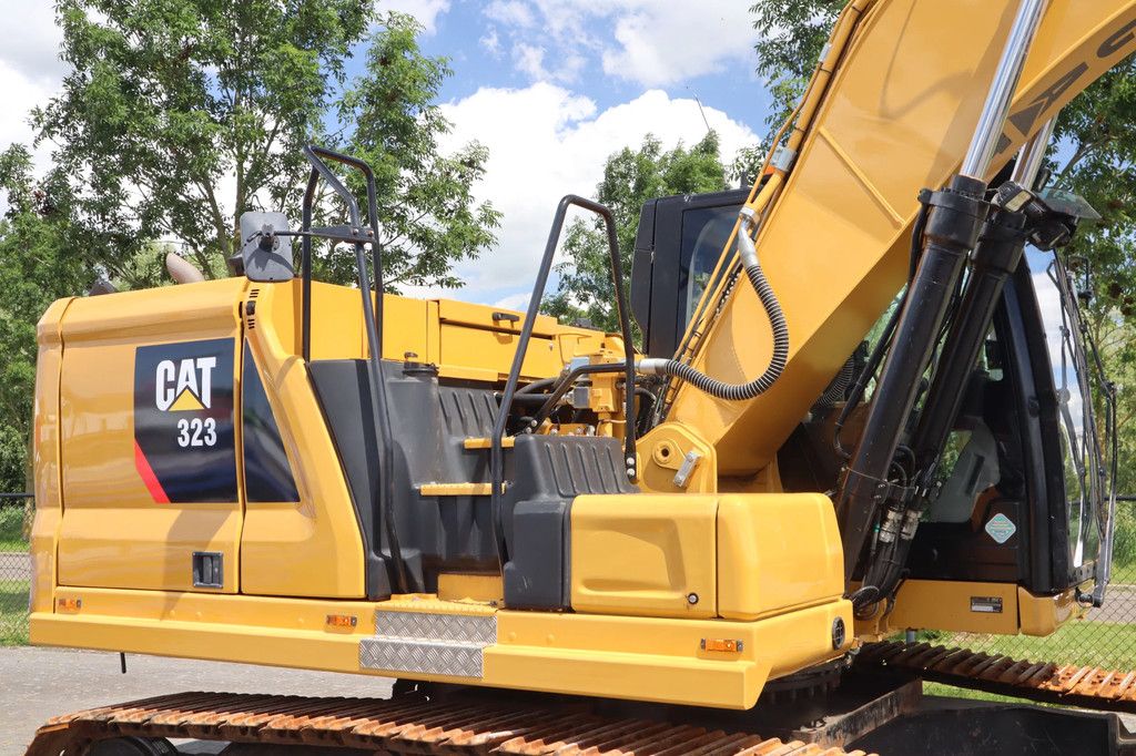 Caterpillar 323 07A | QUICK COUPLER | BUCKET