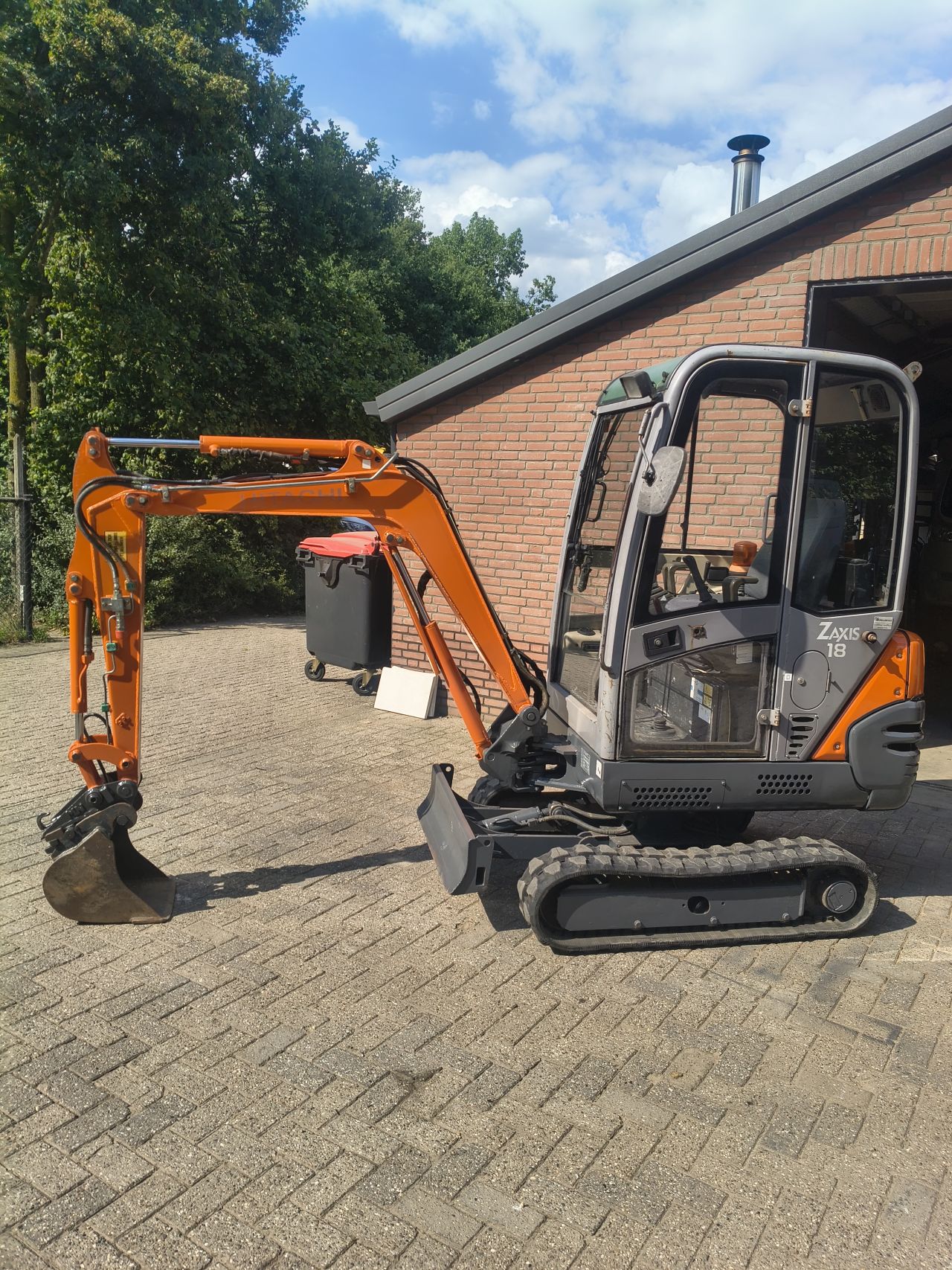 Hitachi zx18 1900 kg