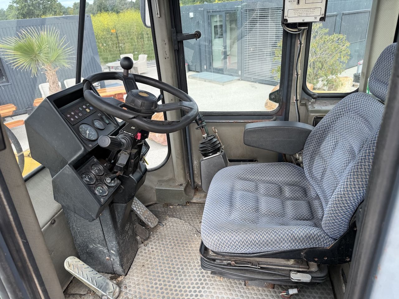 Furukawa 345 Shovel met weeg installatie