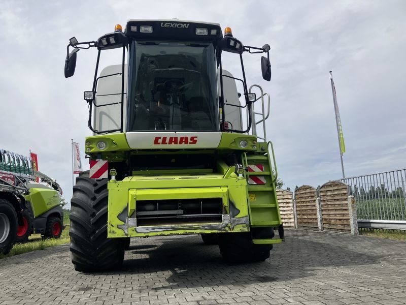 Claas LEXION 530 MIT V 660