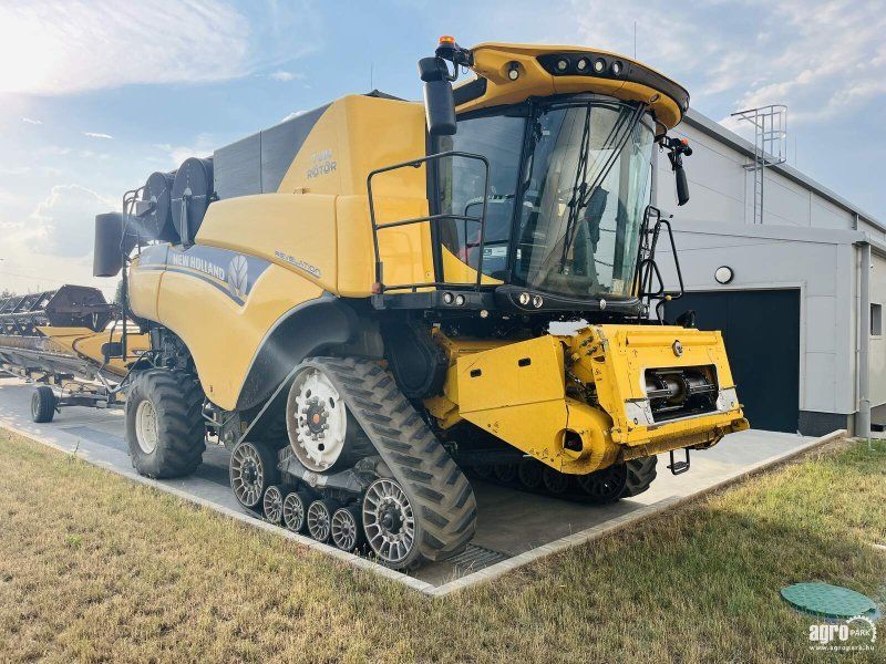 New Holland CR10.90 SmartTrax , 12,5 m Varifeed, RTK, with