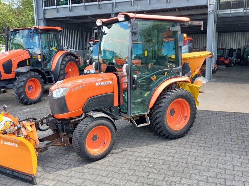 Kubota B2350