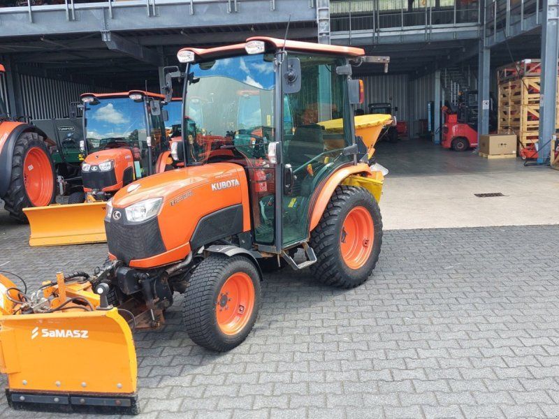 Kubota B2350