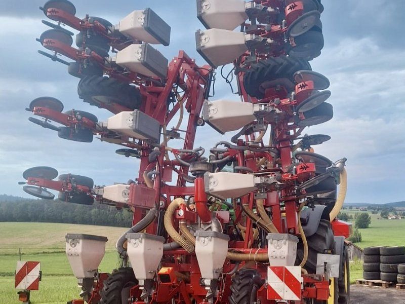 Becker Aeromat 12